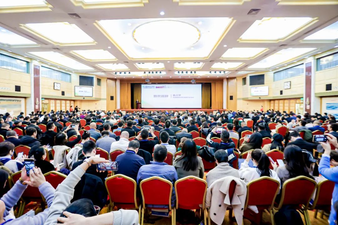 創新引領，榮譽加冕 | 綠蘋果瓷磚榮獲2023年度中國建筑材料流通協會“科學技術獎”